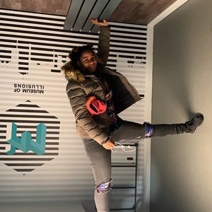 Meet your Posher, Celeste